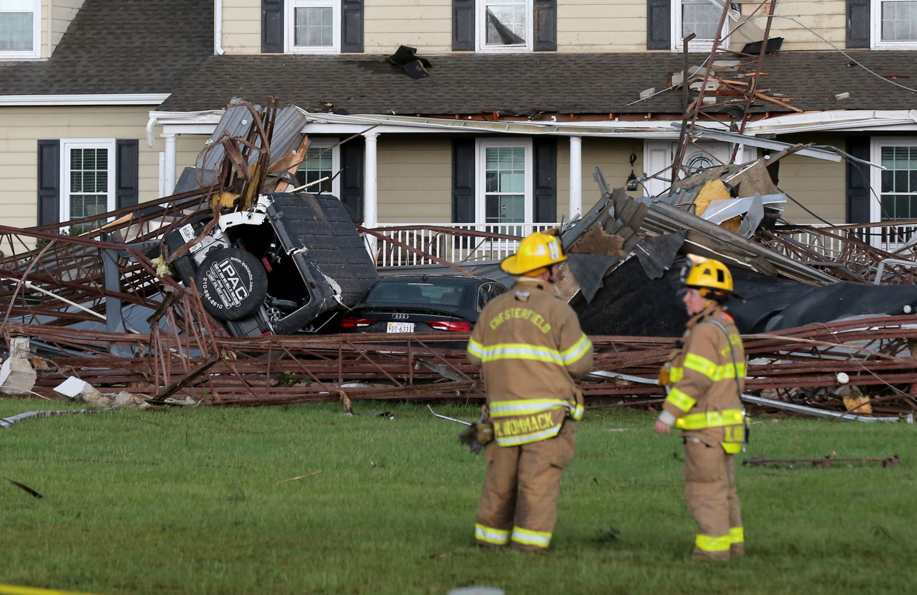 Tornado damages in Chesterfield